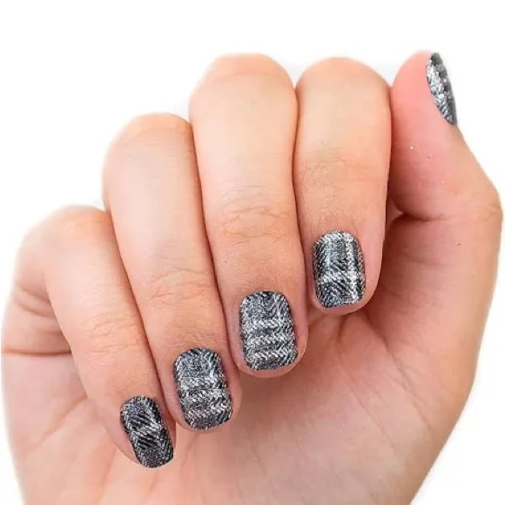 Color Street | Plaid Reputation, dark plaid glitter. Retired set glitter strips